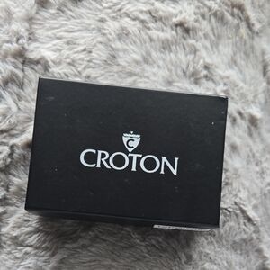 Croton Leather Business ID Credit Card Holder